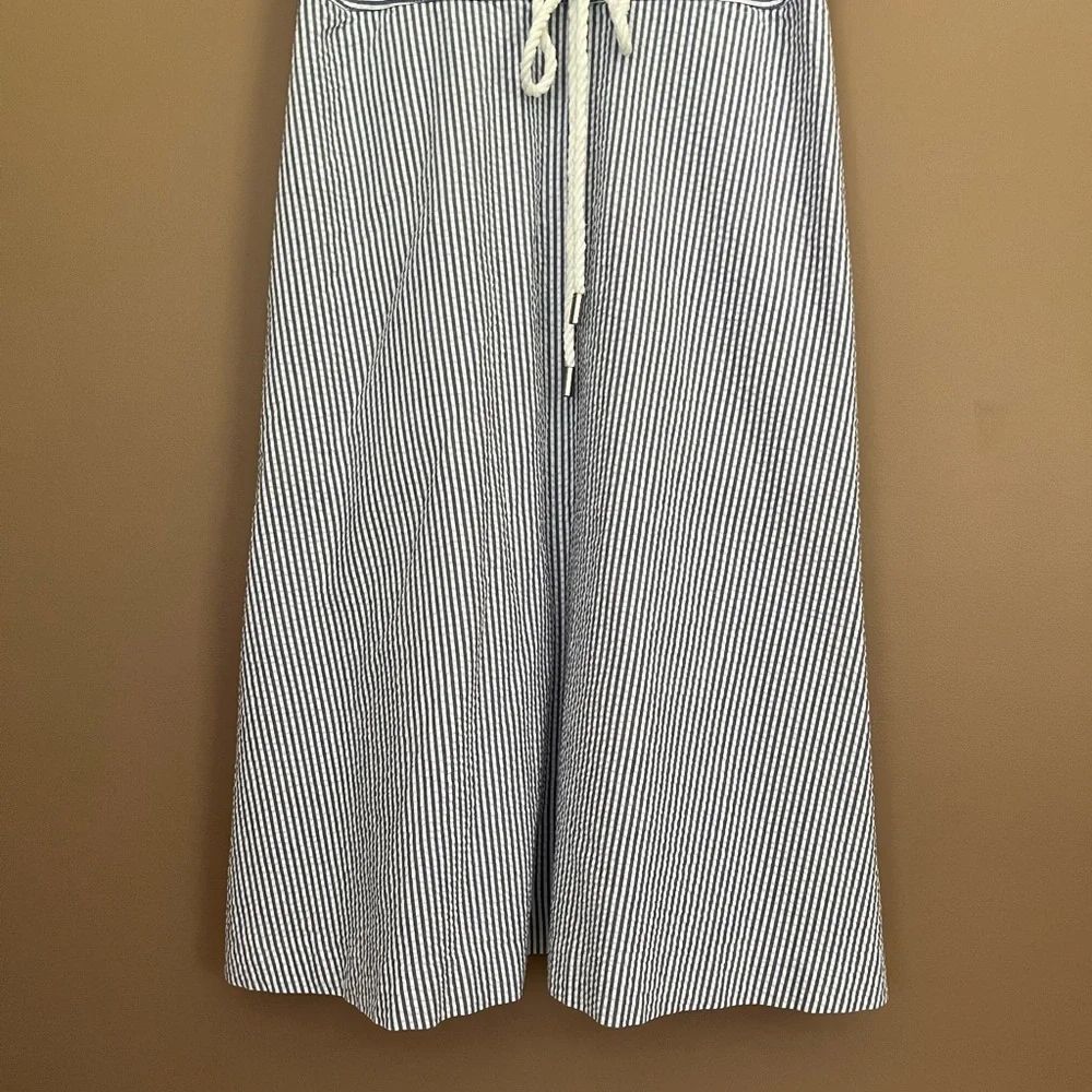 {Talbots} Sleeveless Seersucker Fit & Flare Midi Dress in Blue & White - Size 4 - Picture 3 of 8